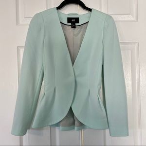 H&M Mint Peplum Blazer sz 2 in Excellent Condition